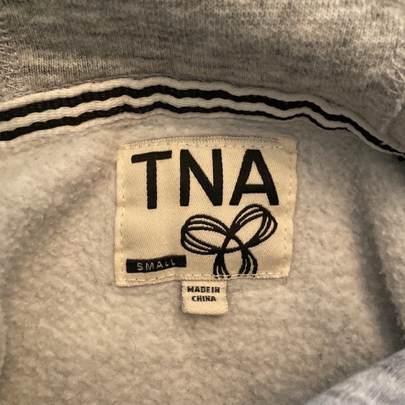 Small Grey TNA Hoodie - Picture 4 of 9